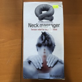 Rubicson Nackkudde med inbyggd massage
