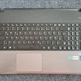 Medion E6232 (palmrest su klaviatūra)