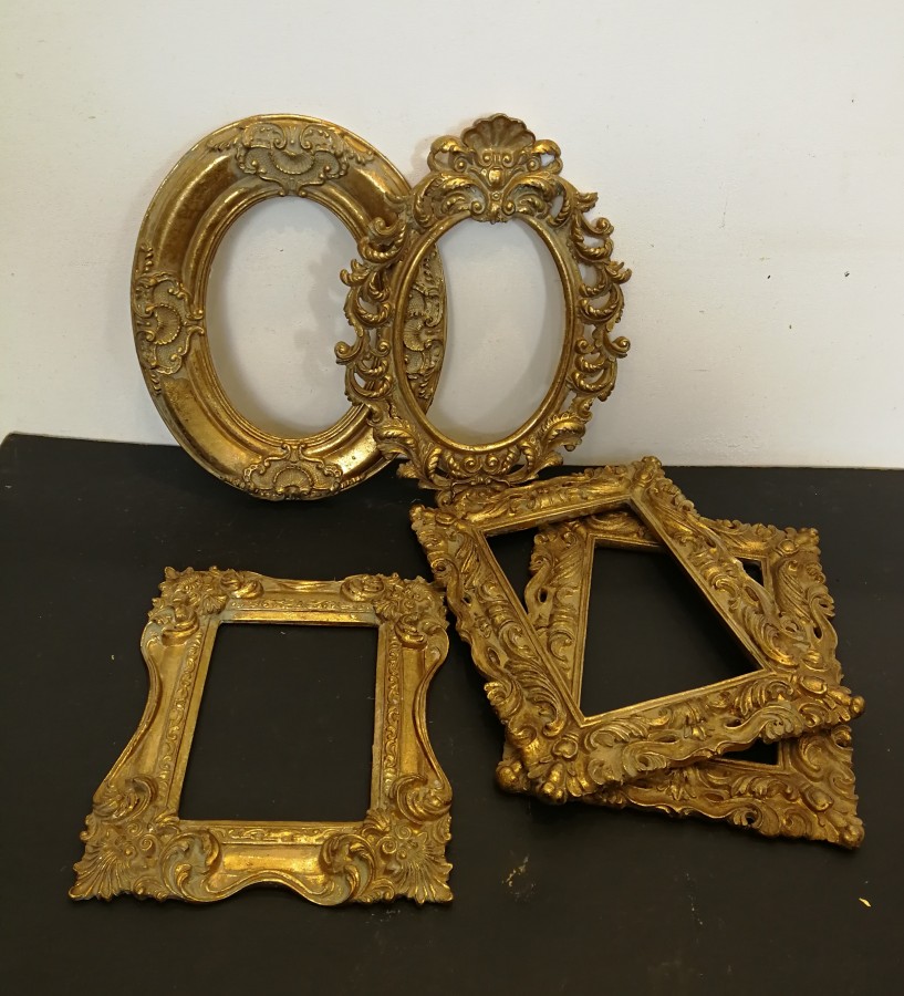 Įvairūs aukso spalvos rėmeliai be nugarėlių (RM-32)